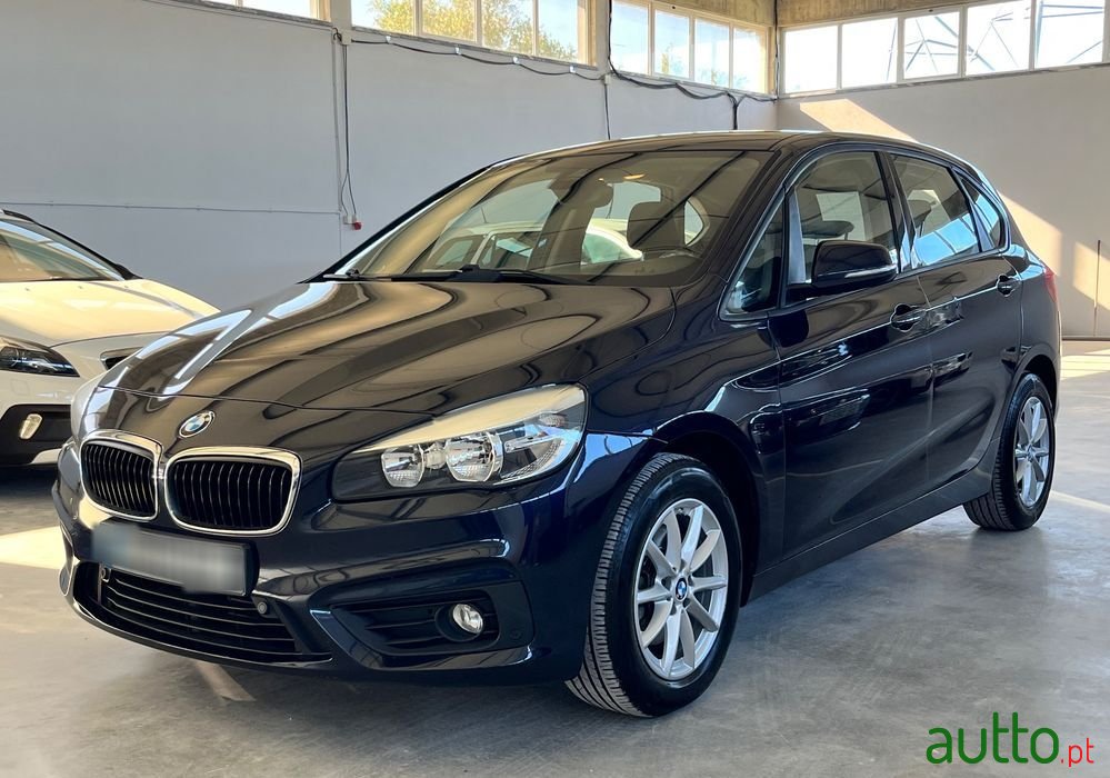2015' BMW Série 2 D Advantage photo #3