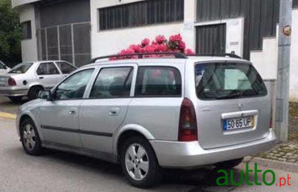 2003' Opel Astra Caravan 1.7Dti photo #1