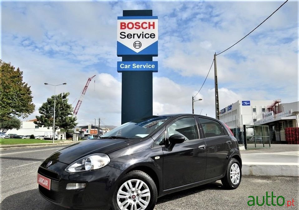 2017' Fiat Punto photo #1