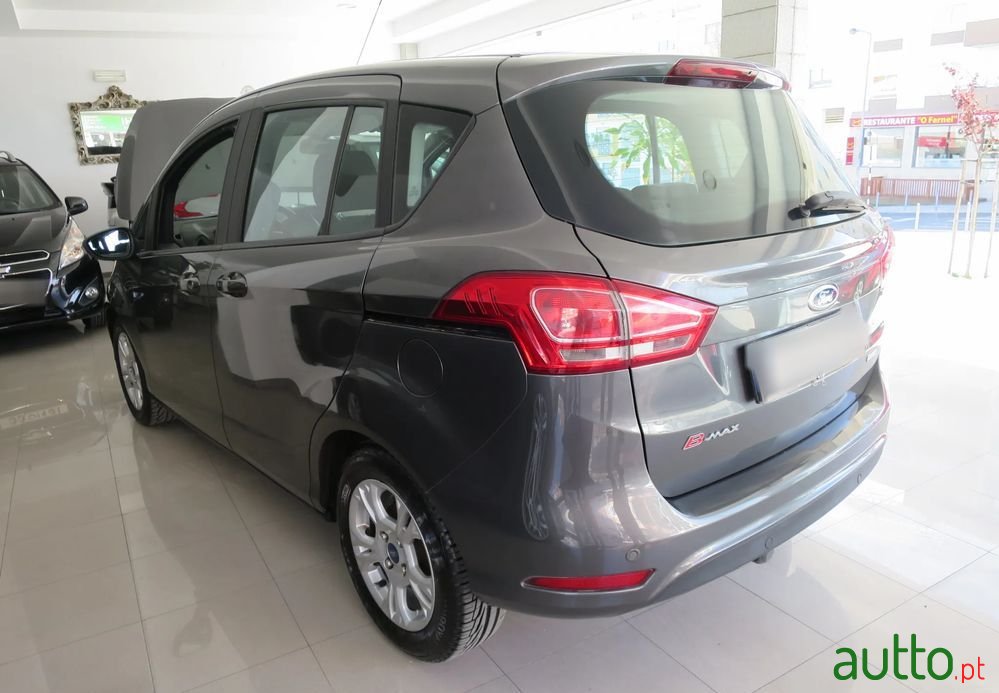 2015' Ford B-MAX photo #5