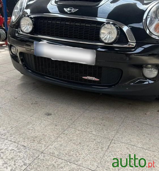 2010' MINI John Cooper Works photo #2
