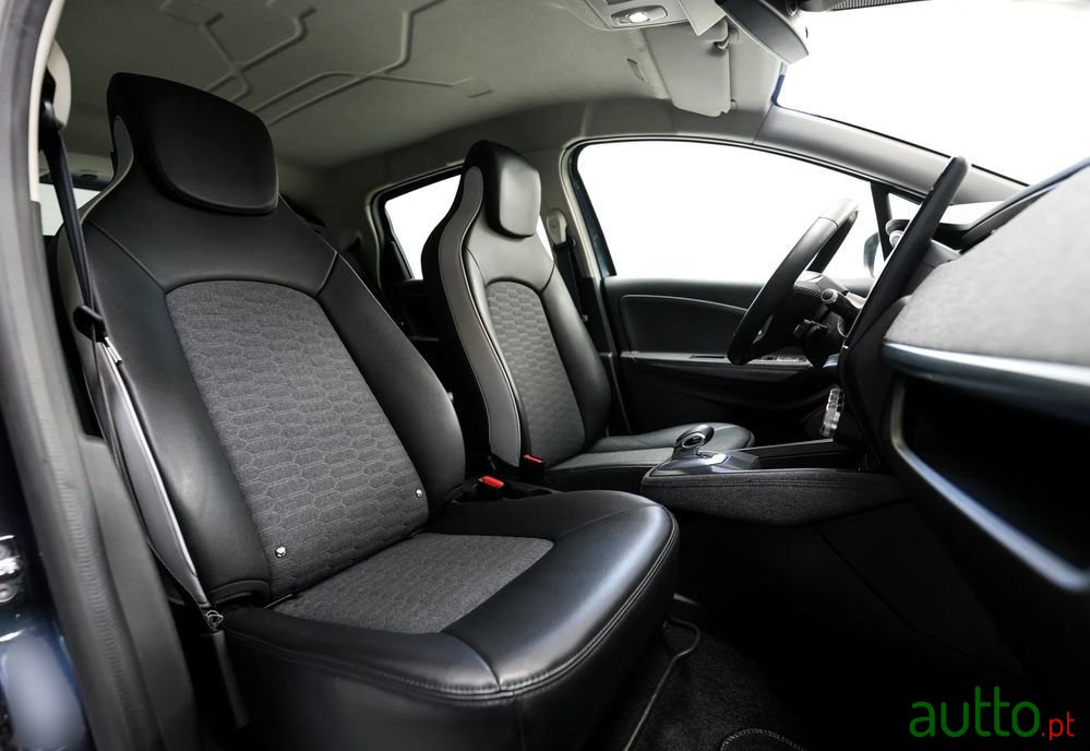 2021' Renault Zoe photo #4
