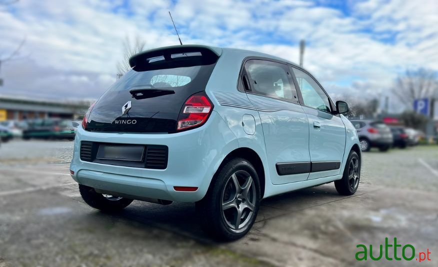 2014' Renault Twingo photo #5