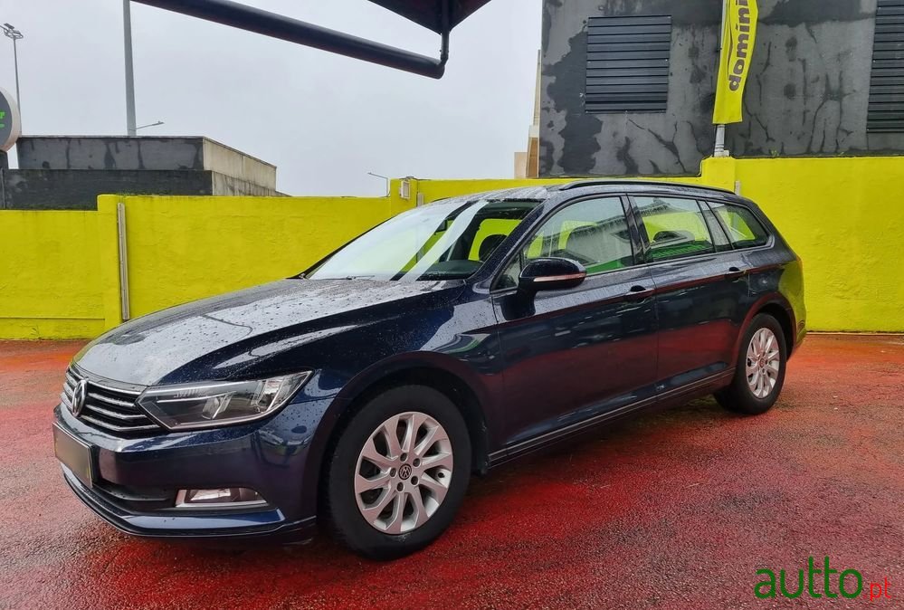 2016' Volkswagen Passat Variant photo #1