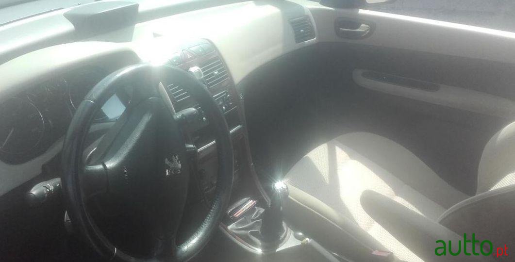 2005' Peugeot 307 photo #2