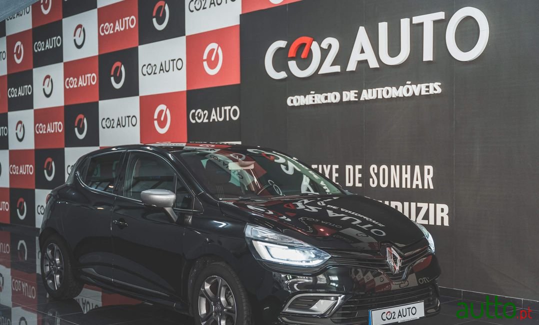 2018' Renault Clio photo #1