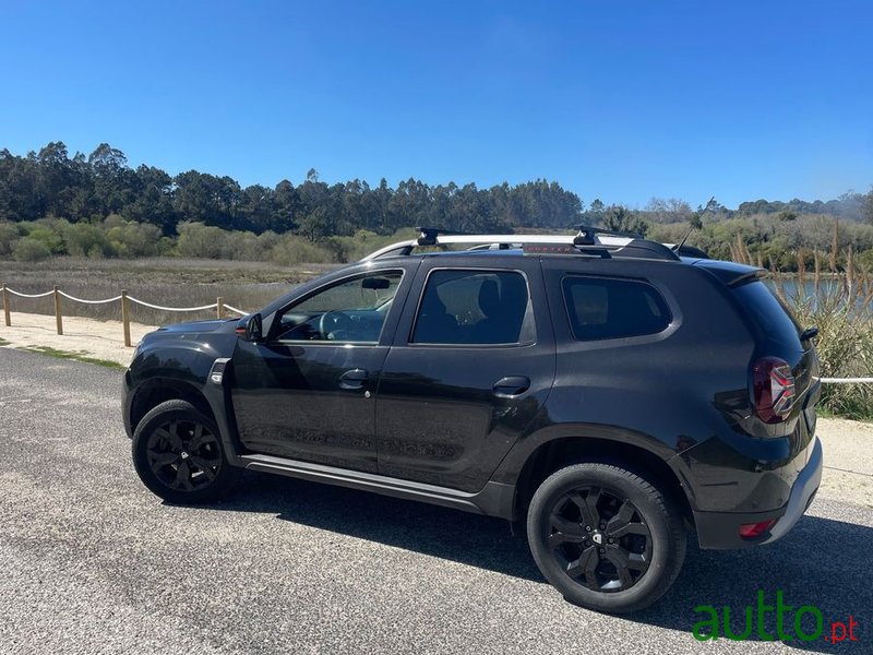 2022' Dacia Duster 1.0 Tce Sl Extreme photo #3