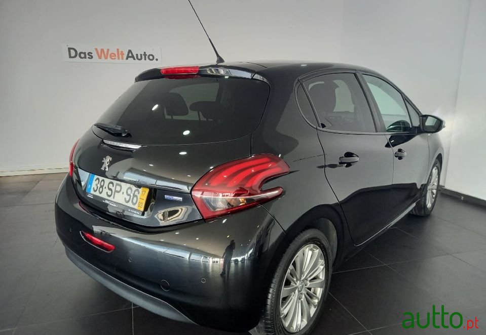 2017' Peugeot 208 photo #4