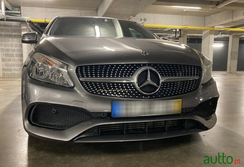 2018' Mercedes-Benz A 180 D Amg Line photo #3