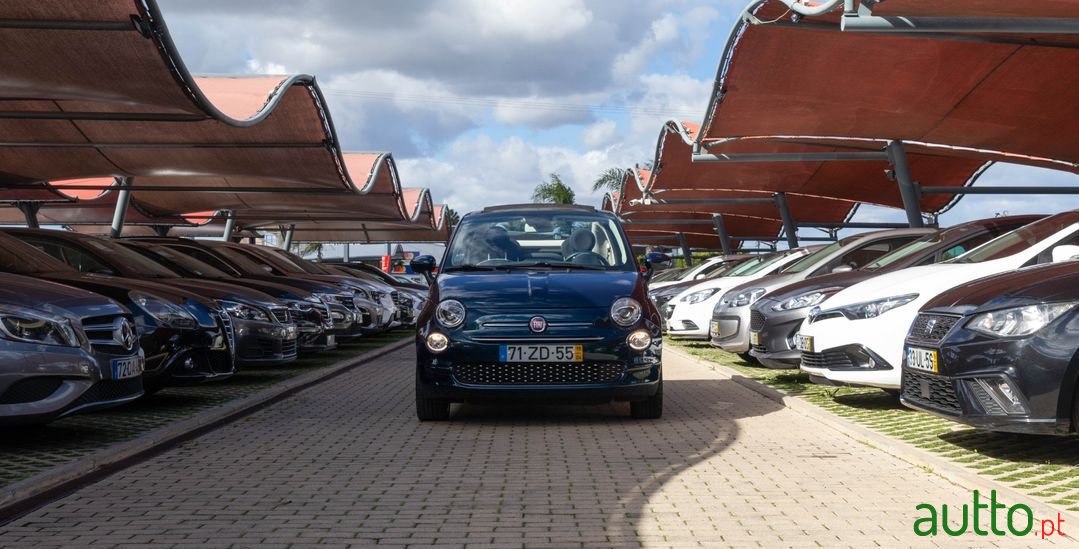 2019' Fiat 500C photo #2