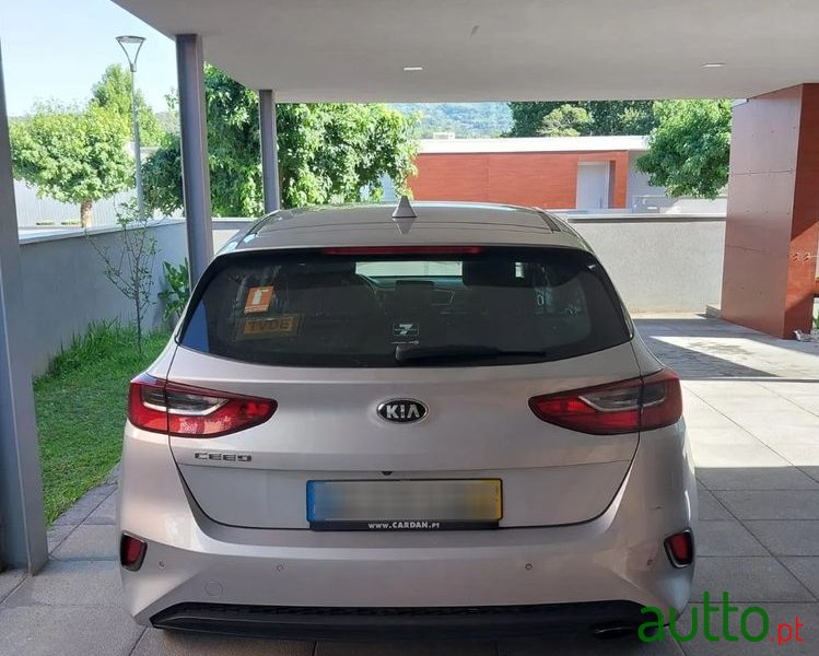 2019' Kia Ceed 1.6 Crdi Sx photo #2