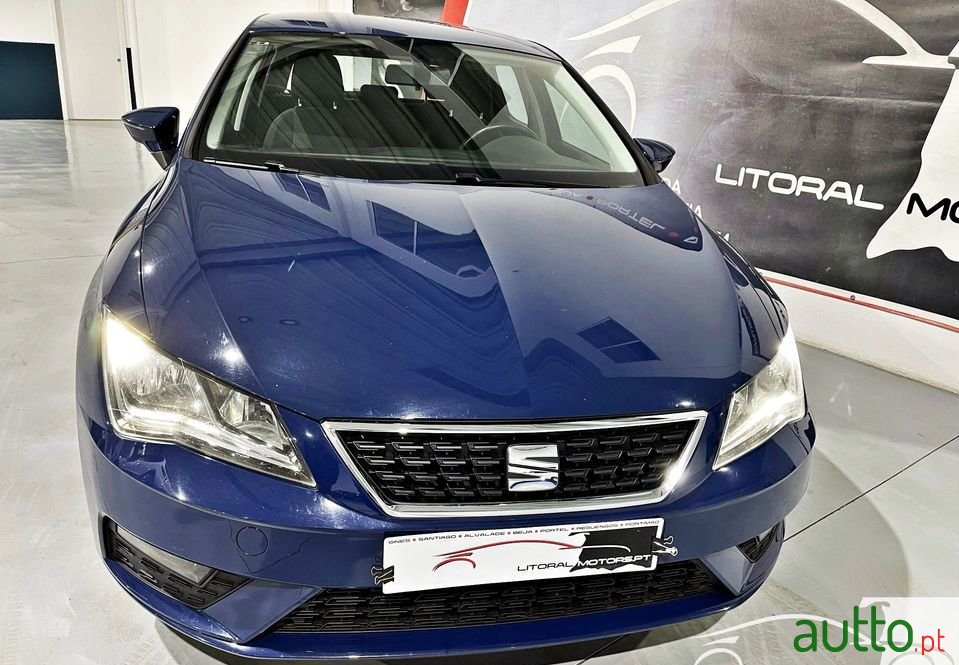2017' SEAT Leon photo #2