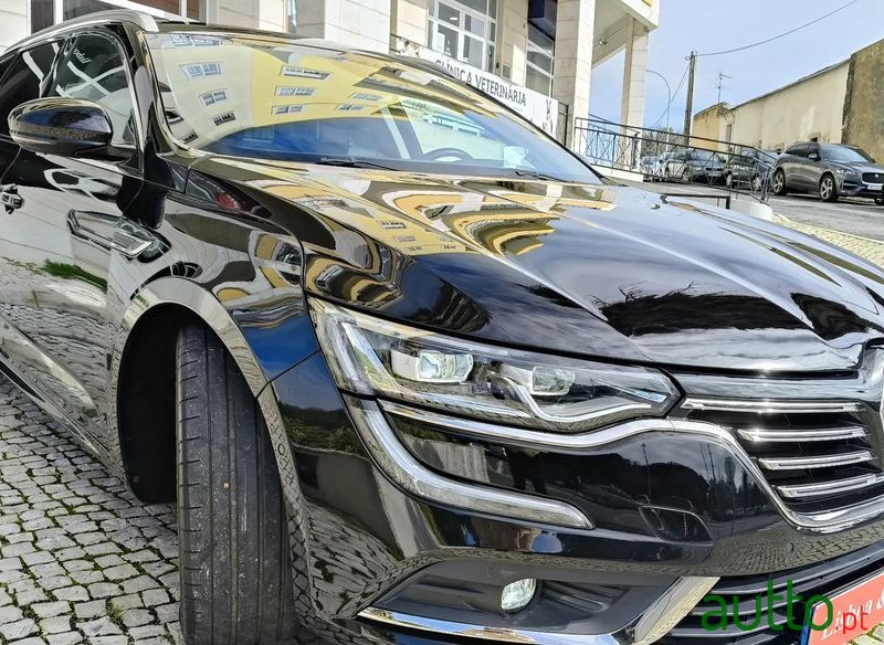 2018' Renault Talisman Sport Tourer photo #2