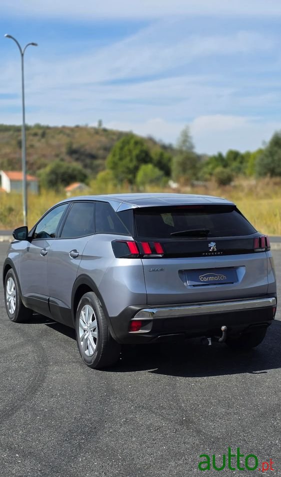 2018' Peugeot 3008 photo #6