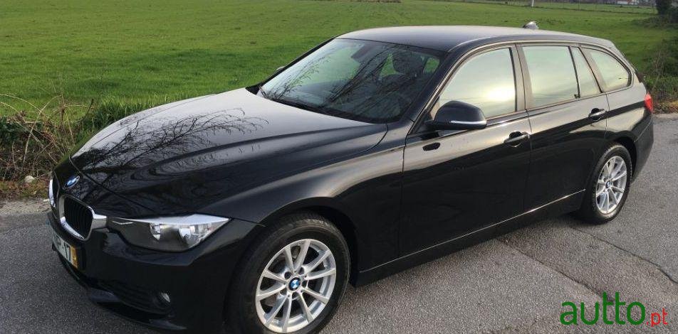 2013' BMW 318 Touring photo #2