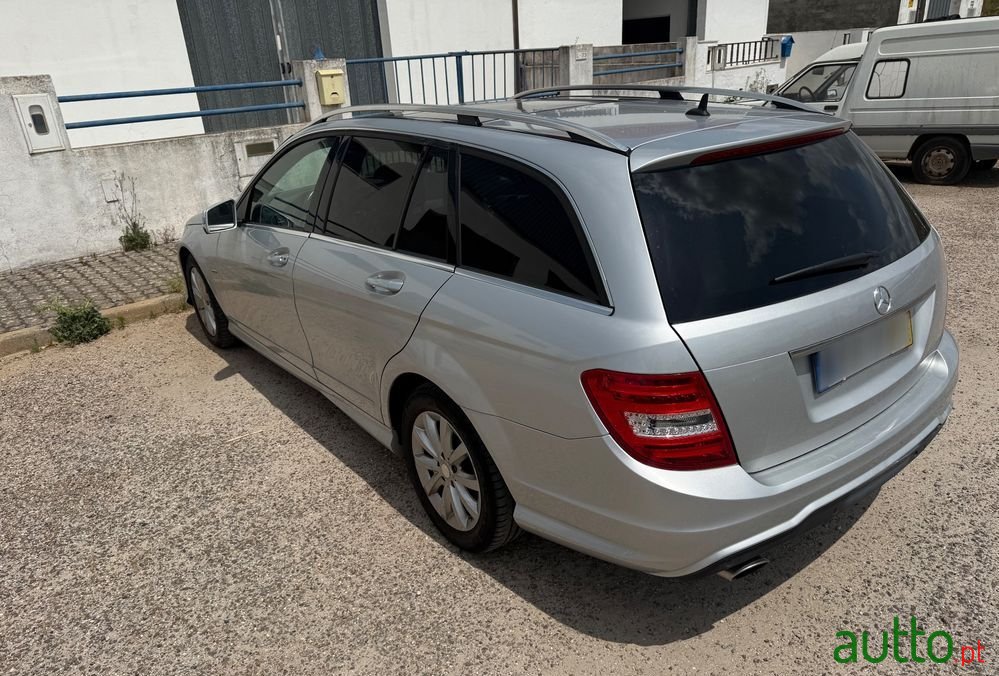 2014' Mercedes-Benz 220 photo #6