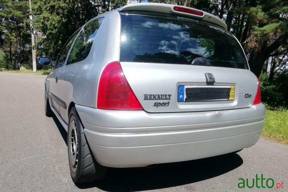 2000' Renault Clio Rs 2000 photo #3