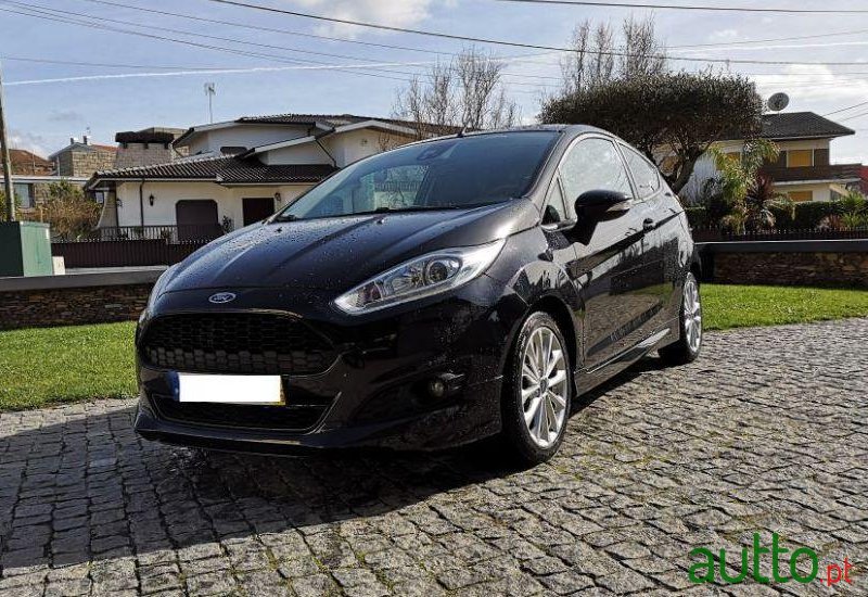 2015' Ford Fiesta 1.6 Tdci Titanium X Stline photo #2