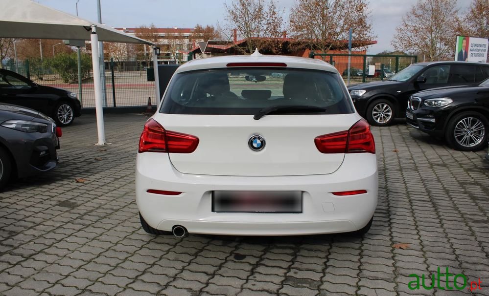 2019' BMW Série 1 D Line Sport photo #6