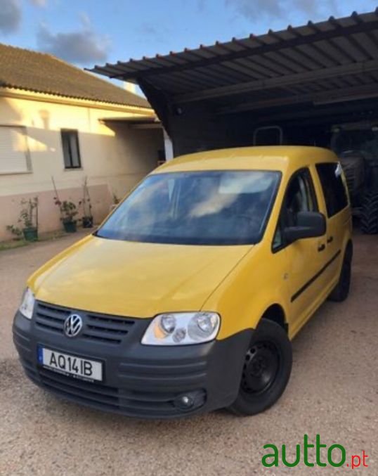 2008' Volkswagen Caddy photo #2