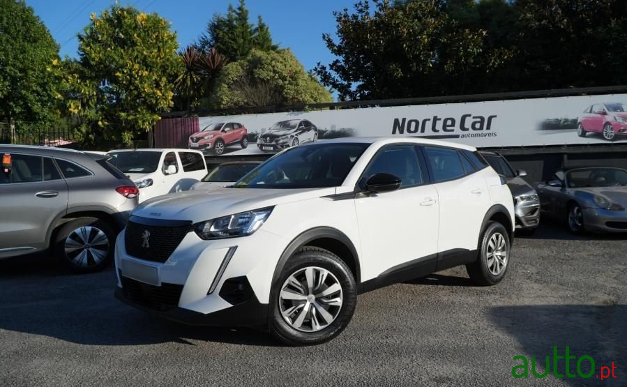 2021' Peugeot 2008 photo #1