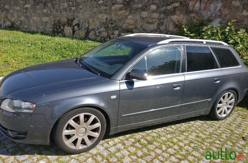 2005' Audi A4 Avant photo #2