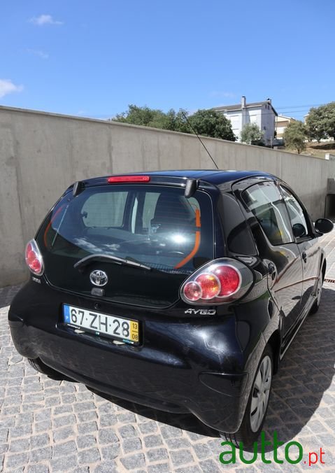2013' Toyota Aygo photo #4