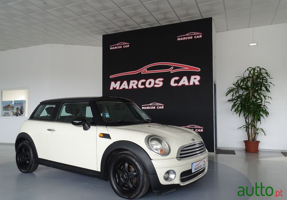 2008' MINI Cooper photo #1