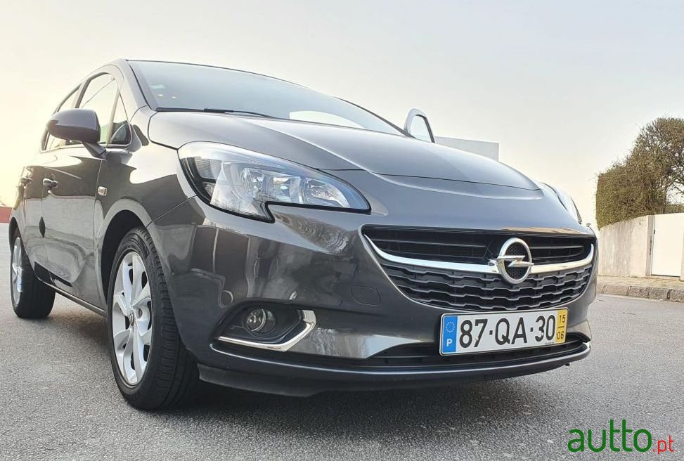 2015' Opel Corsa photo #2