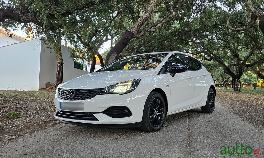 2020' Opel Astra 1.5 D Gs Line S/S photo #1