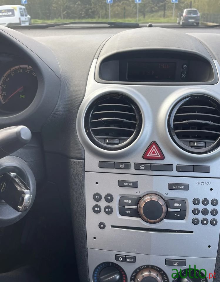 2014' Opel Corsa 1.3 Cdti City photo #2