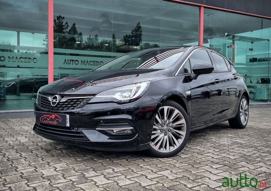 2019' Opel Astra photo #1
