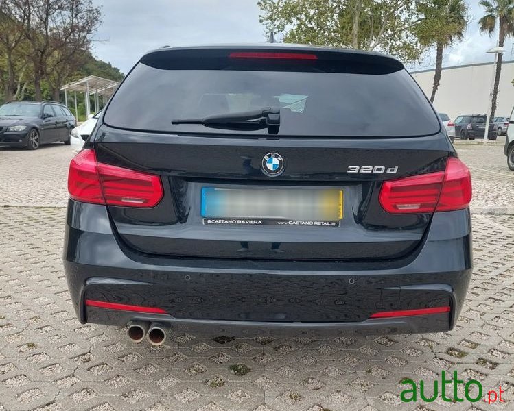 2017' BMW Série 3 D photo #2