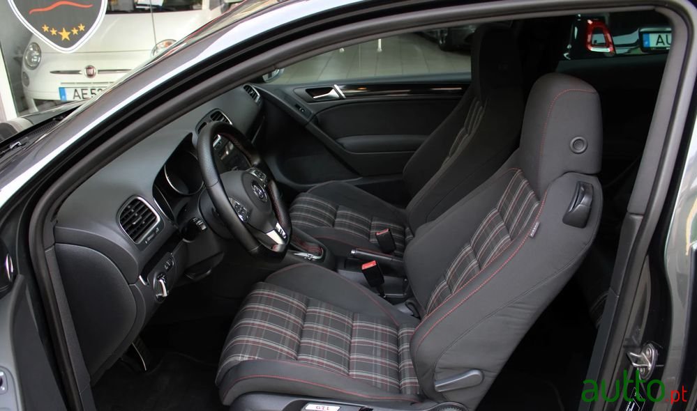 2010' Volkswagen Golf 2.0 Gti Dsg photo #6