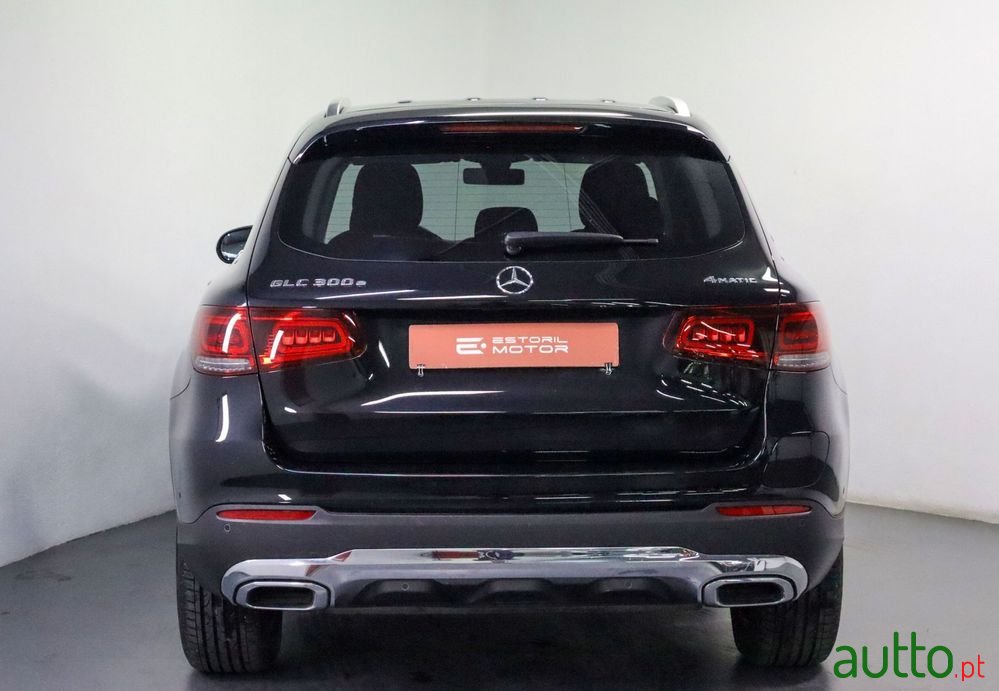 2022' Mercedes-Benz Classe Glc E 4Matic photo #4