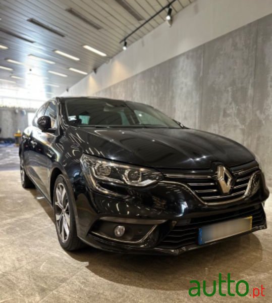 2017' Renault Megane photo #2