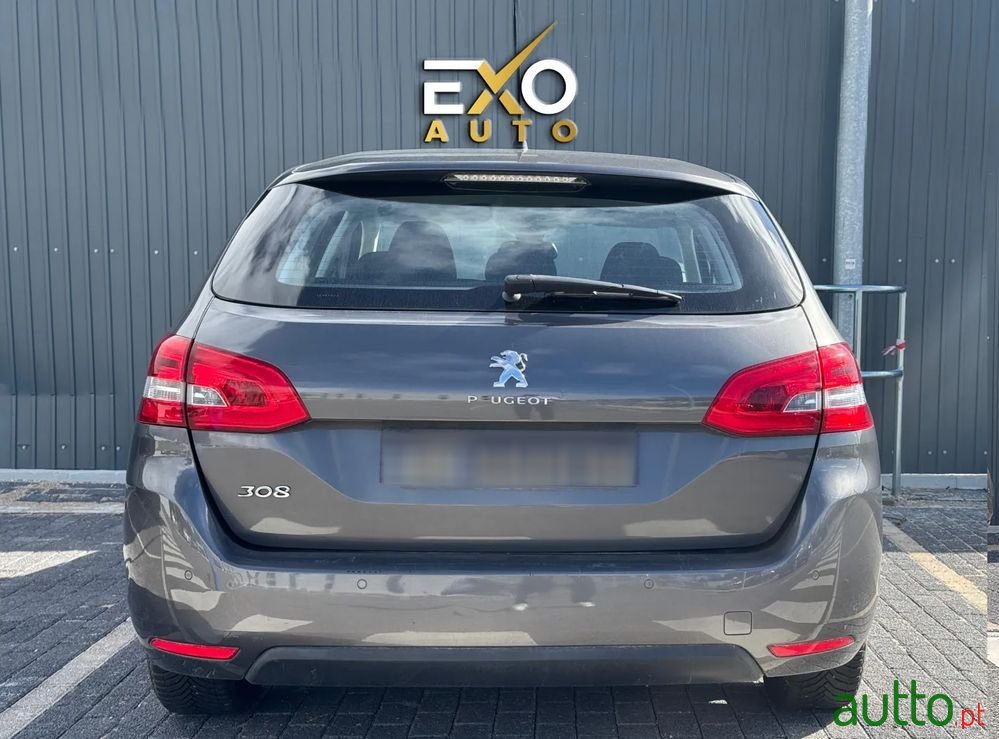 2018' Peugeot 308 Sw photo #3