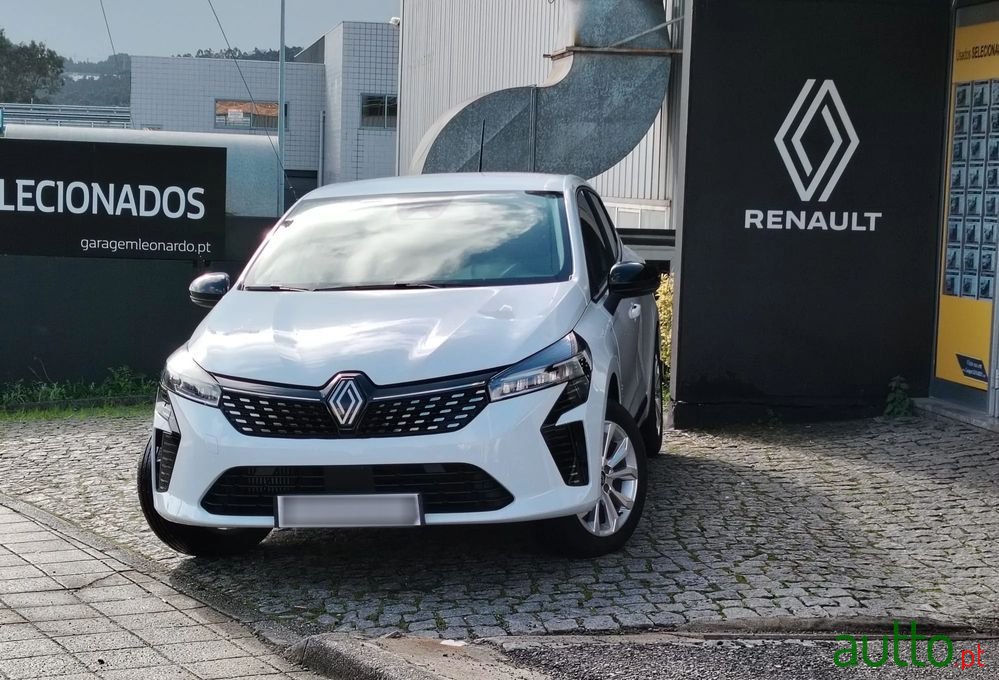 2024' Renault Clio photo #4