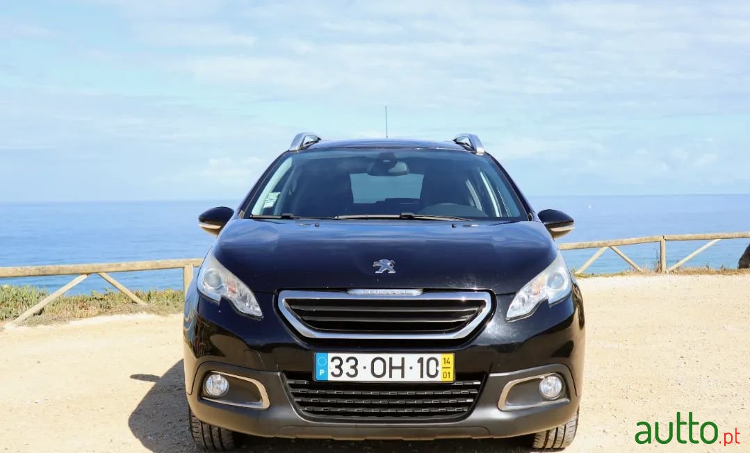 2014' Peugeot 2008 photo #2
