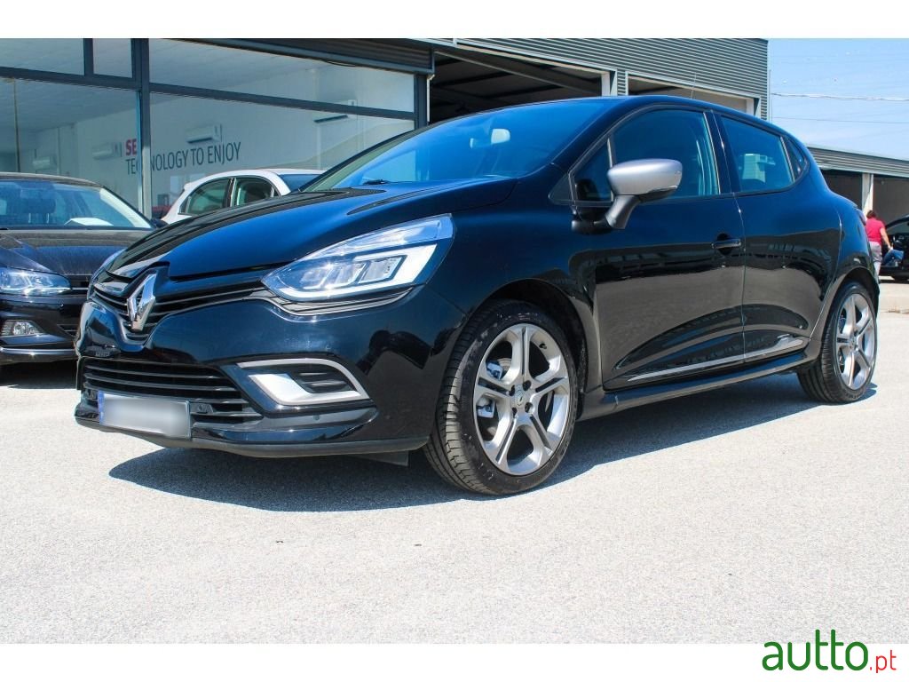 2017' Renault Clio photo #3