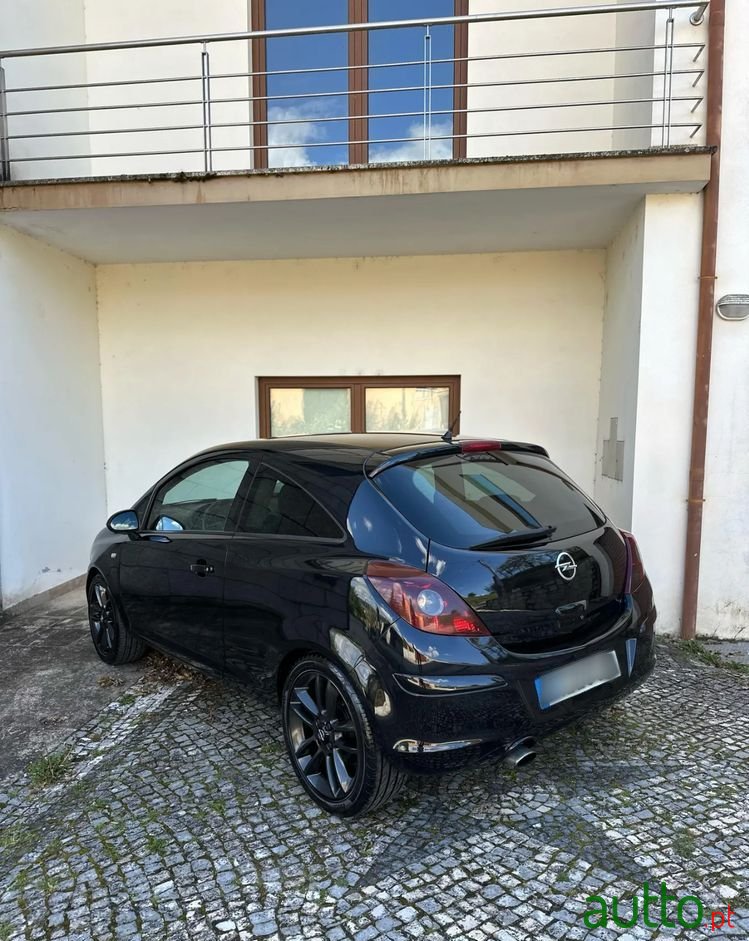 2011' Opel Corsa 1.3 Cdti Black Edition photo #4