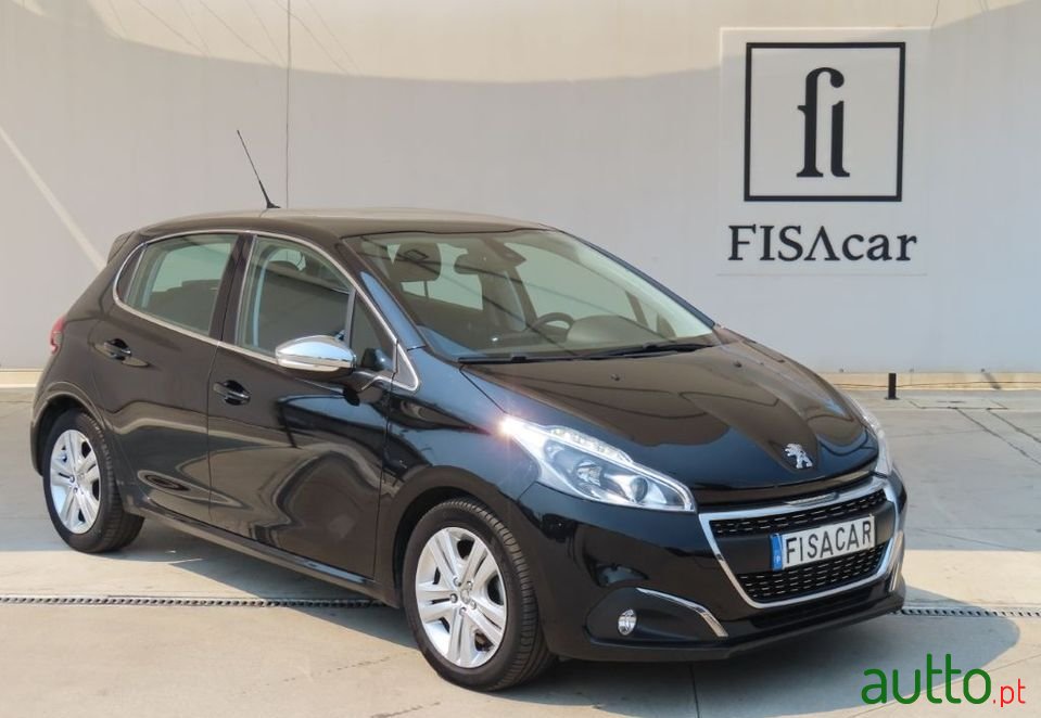 2017' Peugeot 208 photo #1