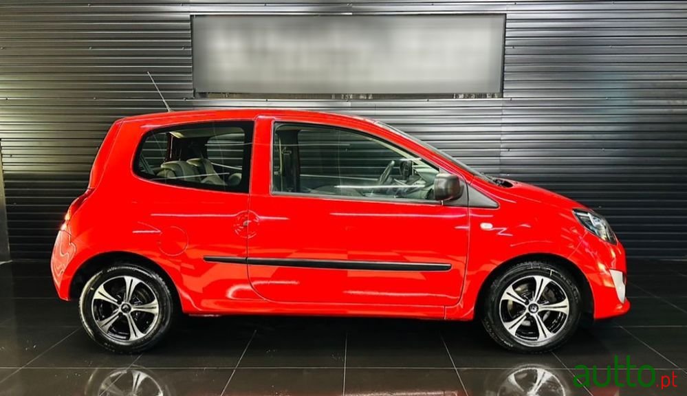 2011' Renault Twingo photo #3