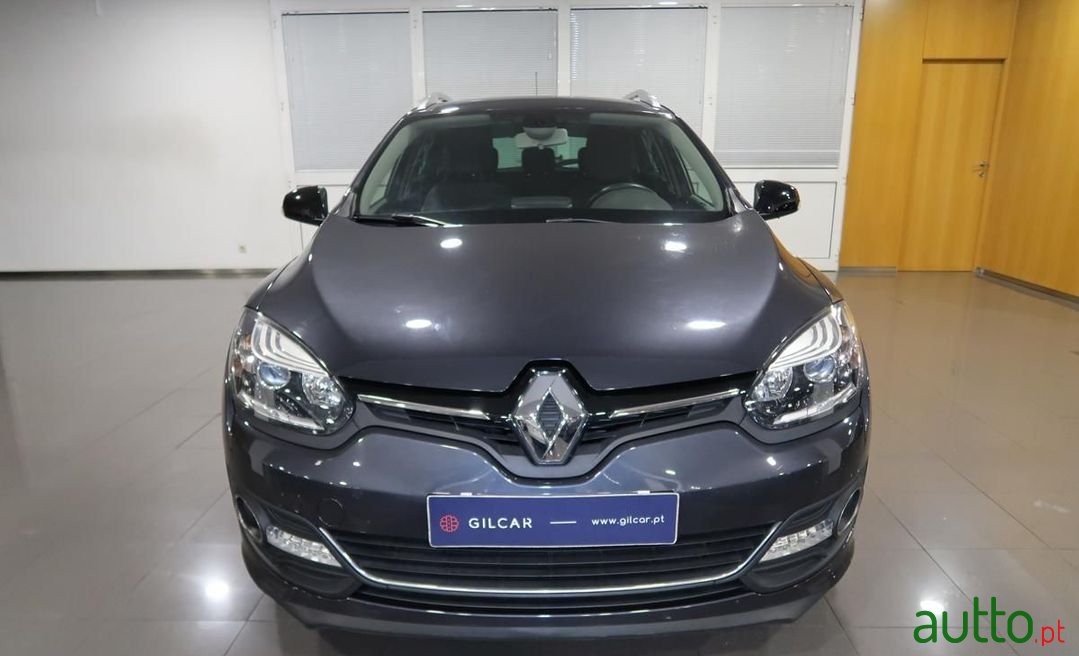 2014' Renault Megane Sport Tourer photo #3