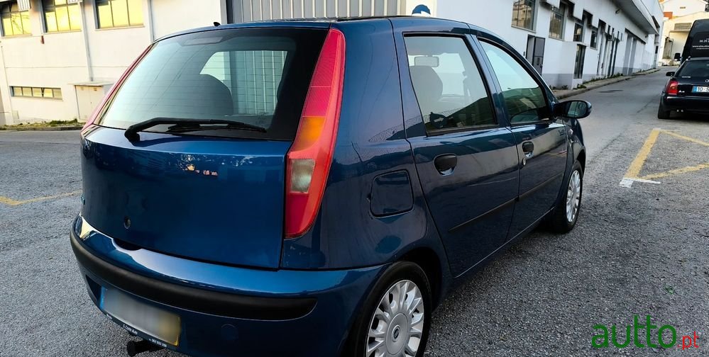 2001' Fiat Punto 1.9 Jtd Hlx photo #2