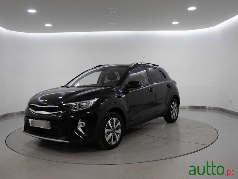 2024' Kia Stonic 1.2 Dynamic photo #5