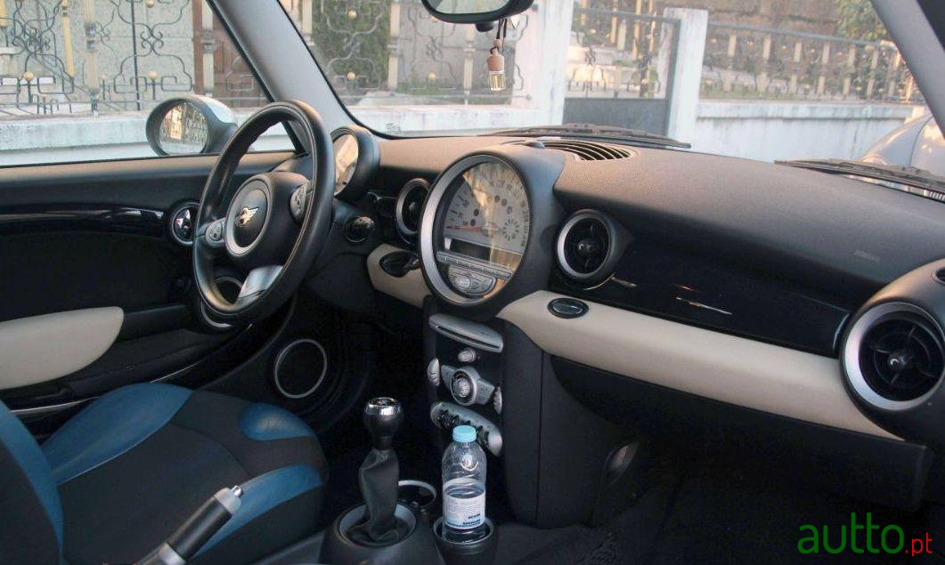 2008' MINI Clubman photo #1