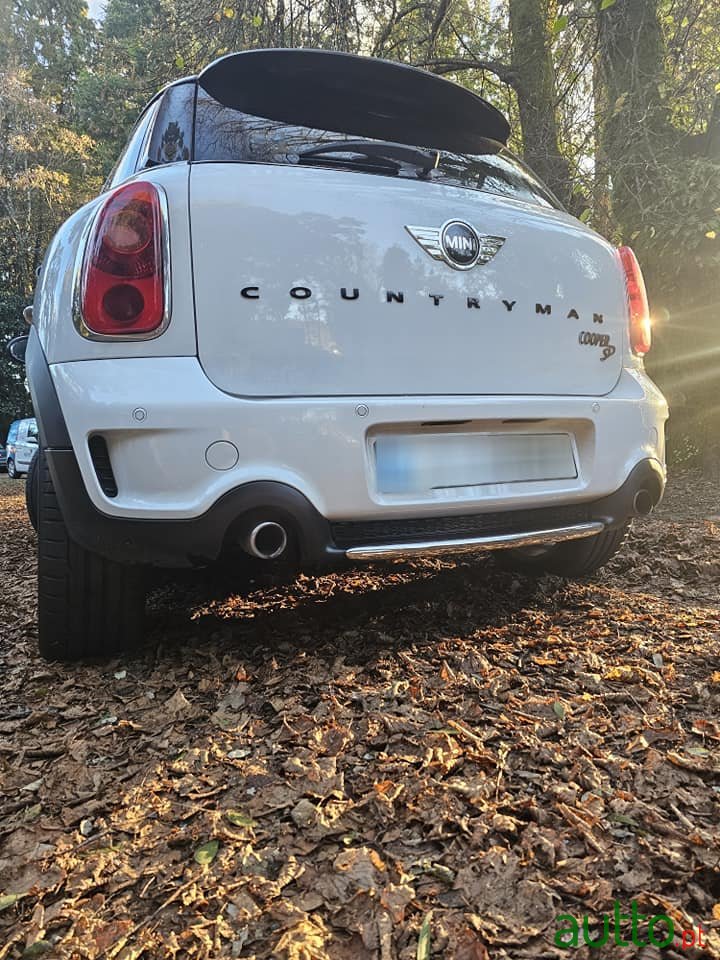 2011' MINI Countryman photo #2
