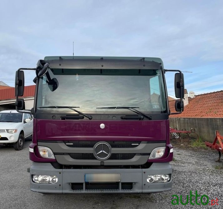 2012' Mercedes-Benz photo #3