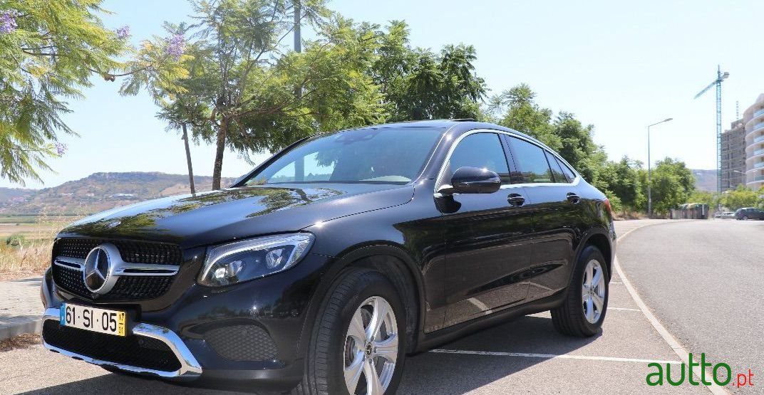 2017' Mercedes-Benz Glc-250 photo #1